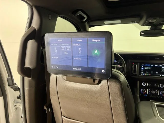 Used 2021 White GMC Denali image 41