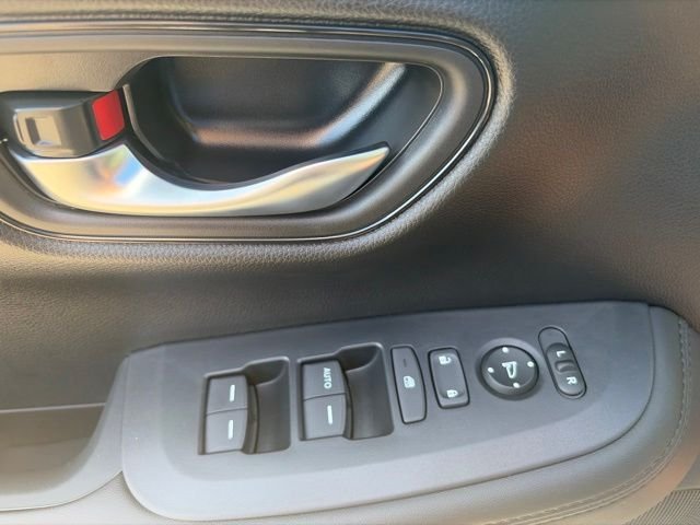2027 Honda HR-V LX - Photo 15