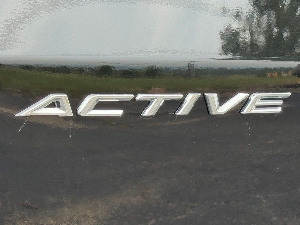 Used 2024 Black Ford Active image 6