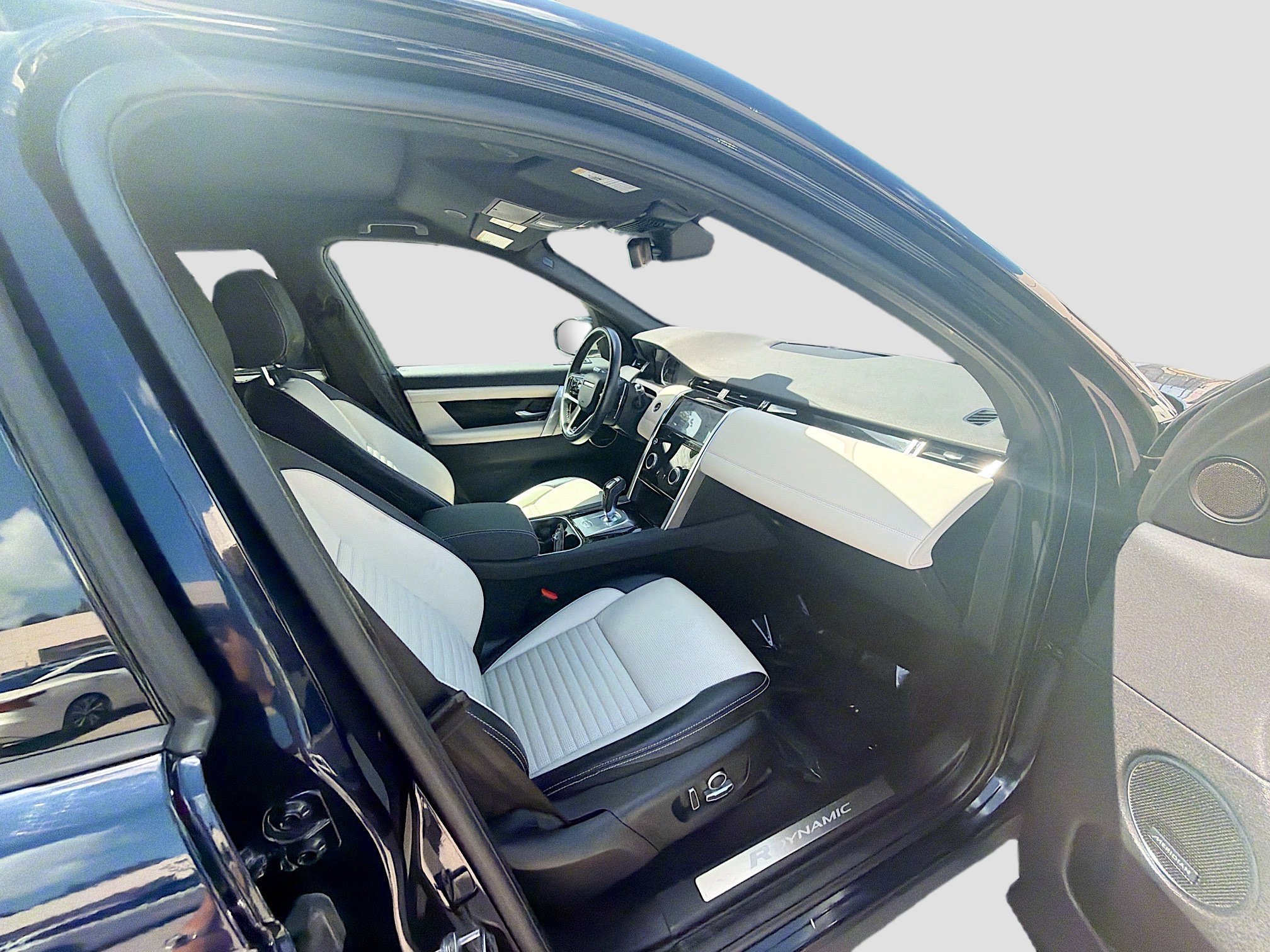 Used 2021 Blue Land Rover S R-Dynamic image 32