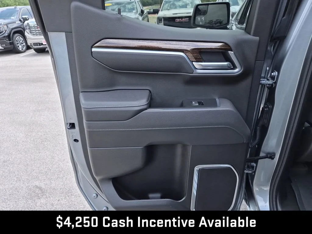 New 2026 Sterling Metallic GMC Elevation image 37