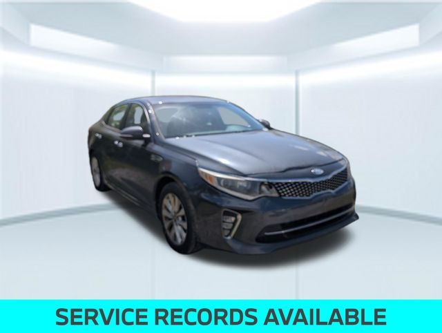 Used 2018 Gray Kia S image 3