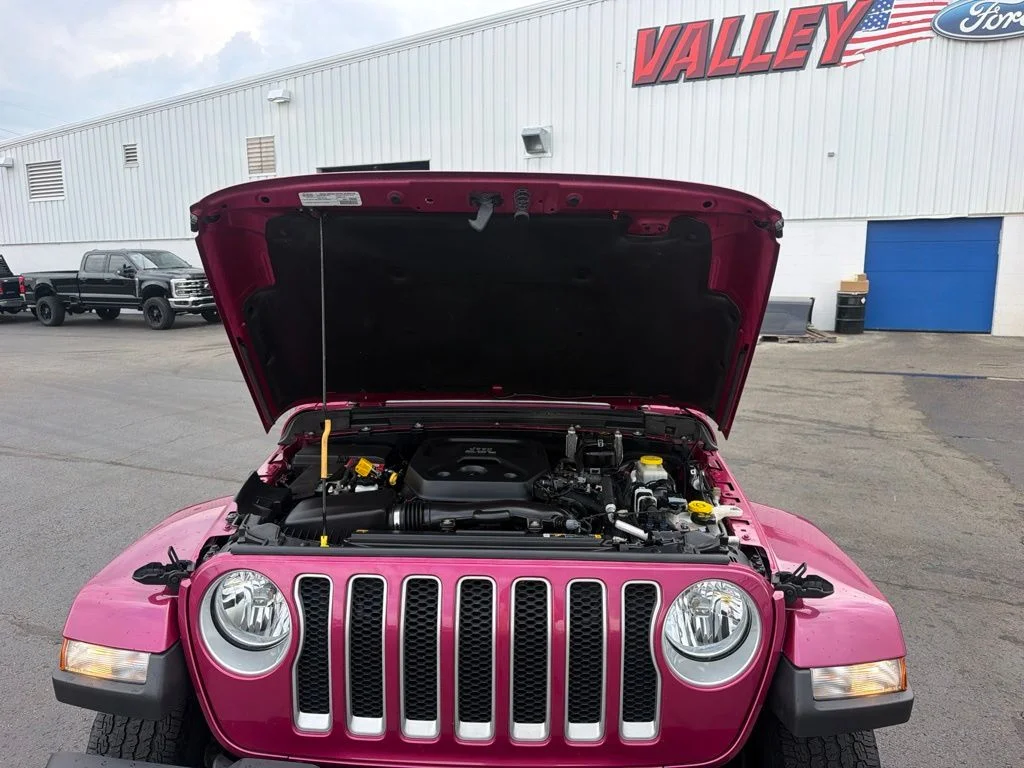 Certified Used 2022 Limited Edition Tuscadero Pearlcoat Jeep Unlimited Sahara image 19