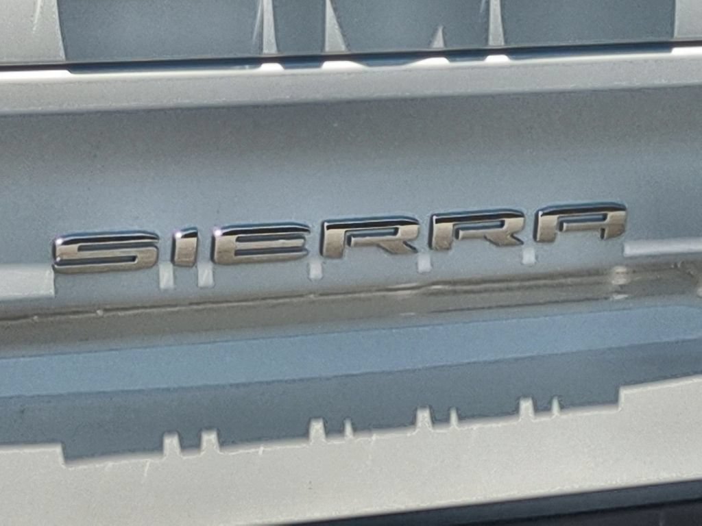 2026 GMC Sierra 1500 AT4X - Photo 10