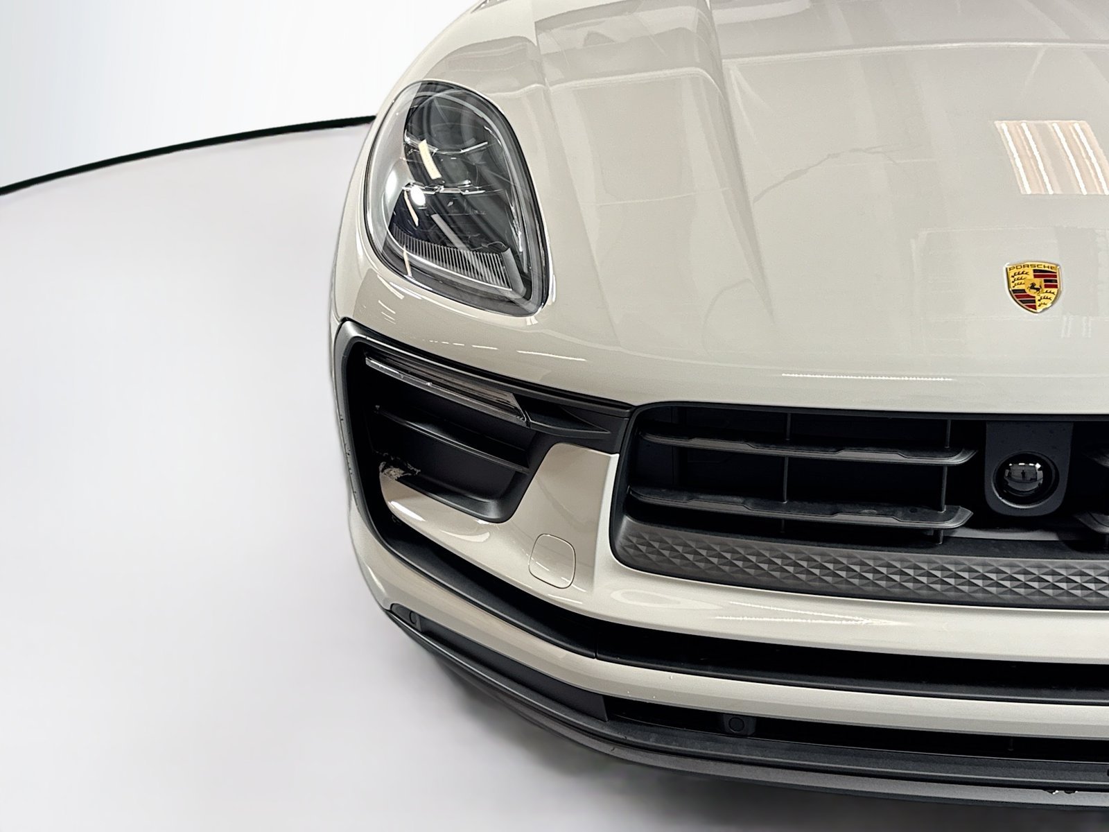 Used 2026 Chalk Porsche  image 28