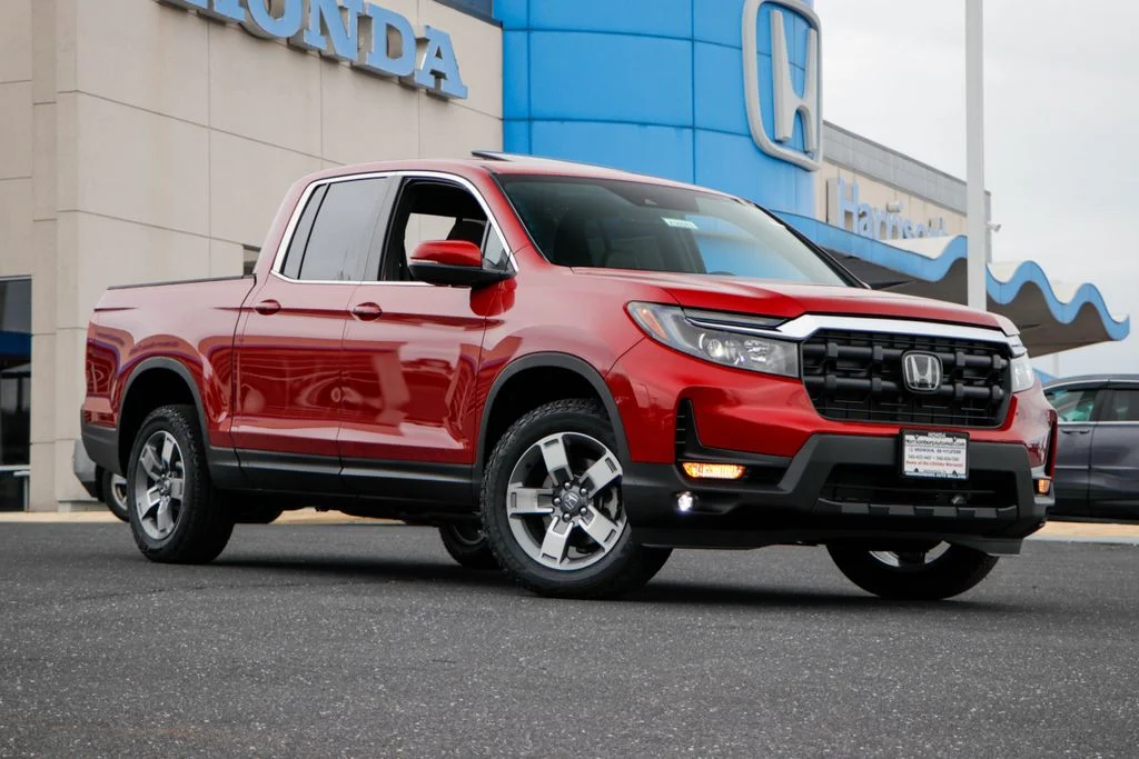 New 2026 Radiant Red Metallic II Honda RTL image 1