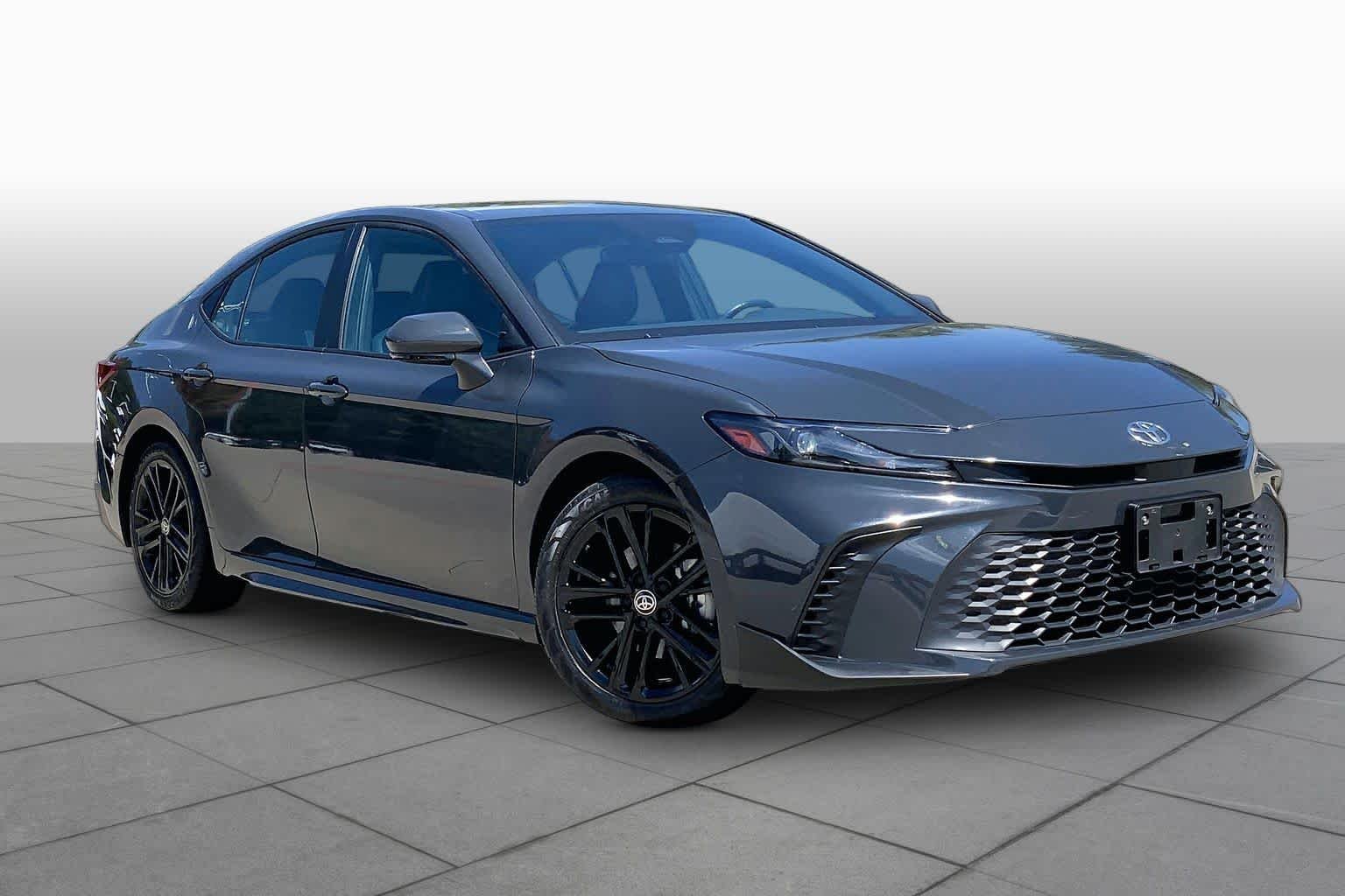Used 2025 Underground Toyota SE image 3
