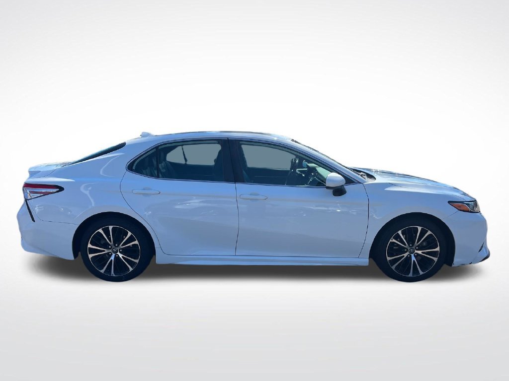 Used 2020 White Toyota SE image 6
