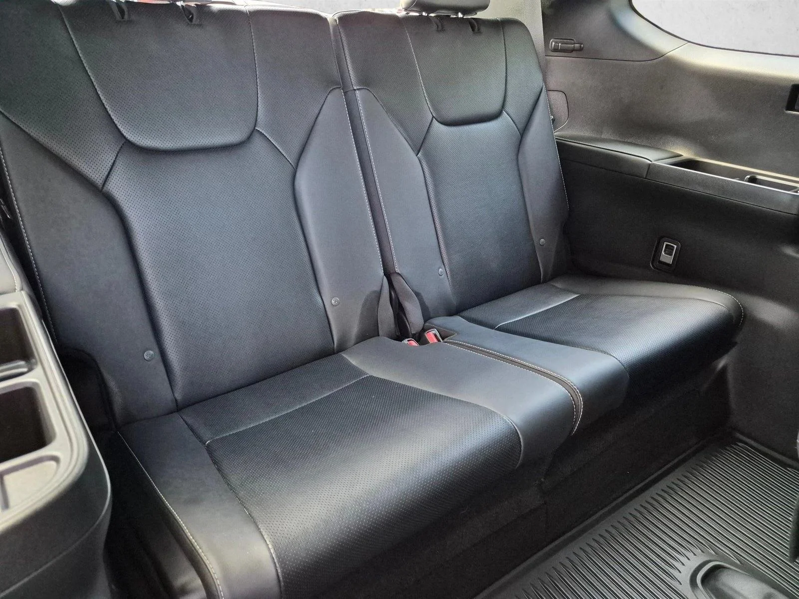 Certified Used 2025 Caviar Lexus PREMIUM AWD image 19