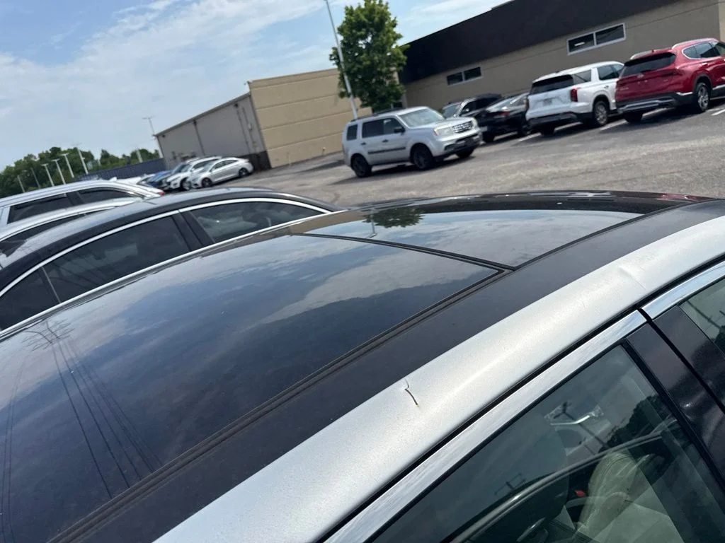 Used 2012 Silver Kia EX image 9