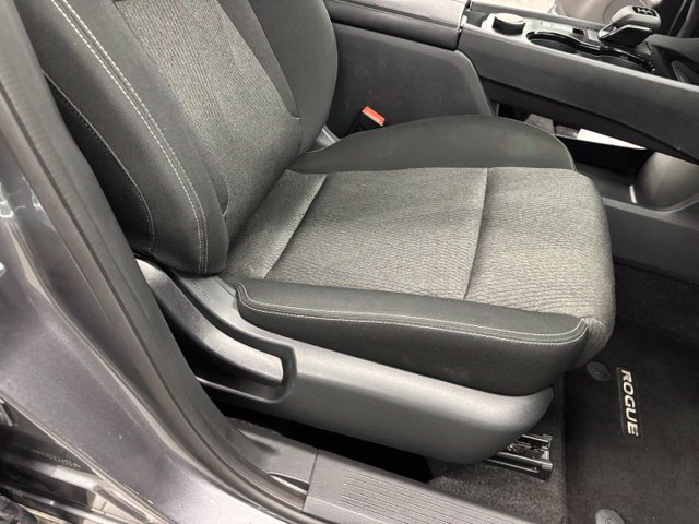 Used 2025 Gray Nissan SV image 38