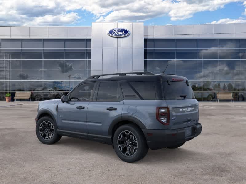 New 2026 Azure Gray Metallic Tri-Coat Ford Outer Banks® image 4