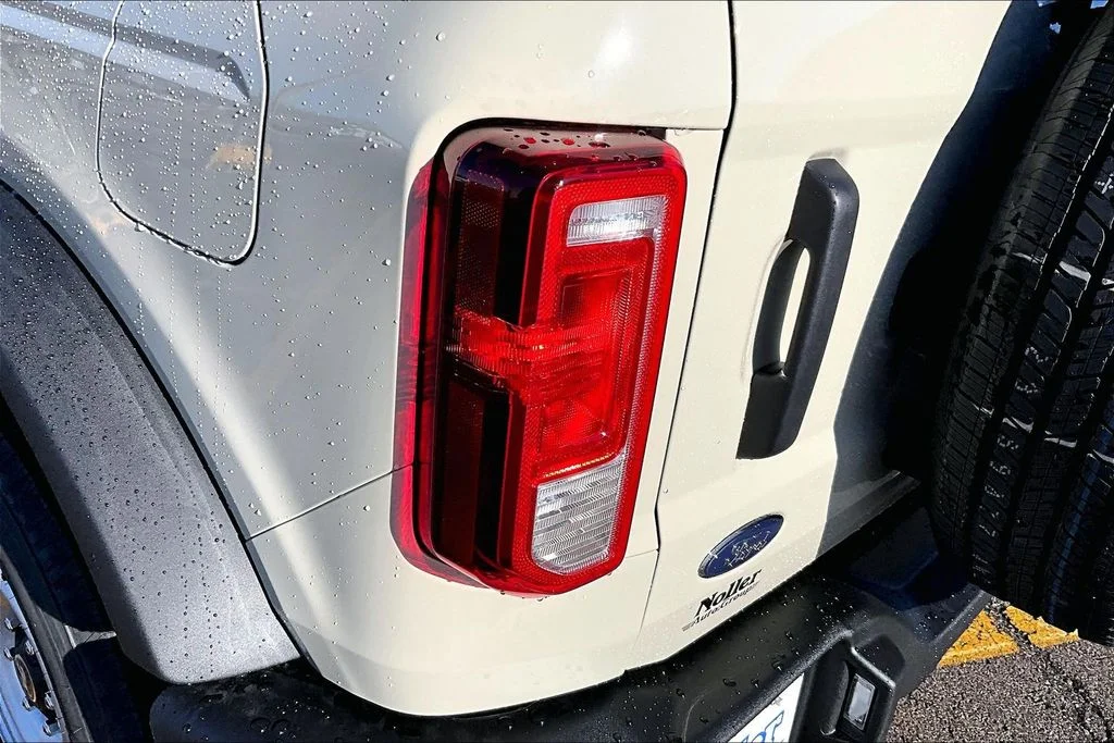 New 2025 Beige Ford Base image 25
