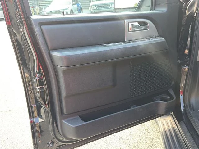 Used 2016 Shadow Black Ford  image 20