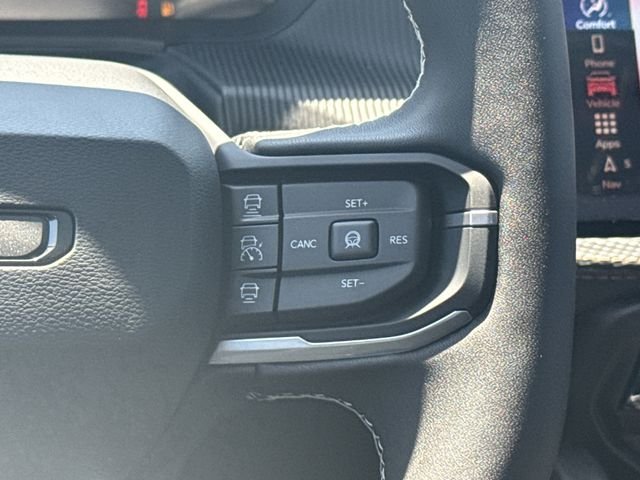 New 2026 Black Jeep Overland image 29
