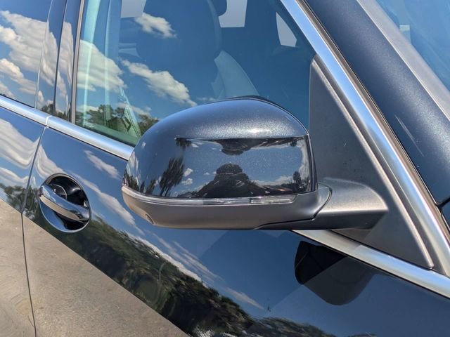 Used 2026 Black BMW sDrive40i image 10