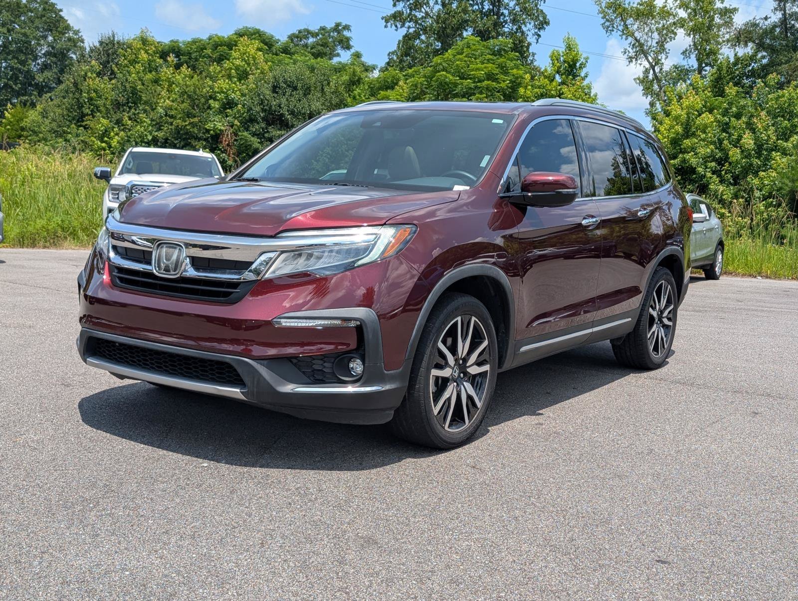 Used 2020 Burgundy Honda Touring 7-Passenger image 1