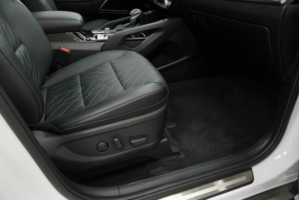 Used 2024 White Kia SX-Prestige X-Line image 52