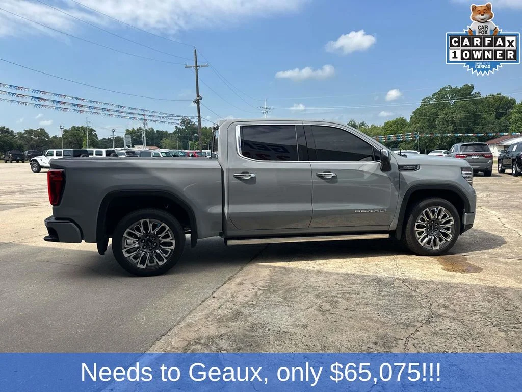 Used 2025 Gray GMC Denali Ultimate image 16