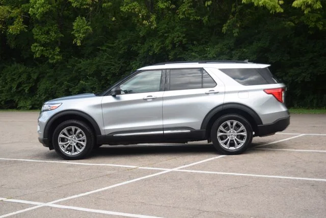 Used 2022 Silver Ford XLT image 24