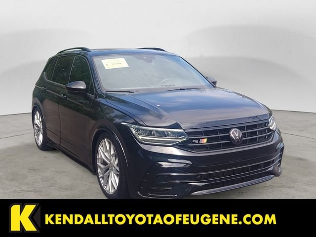 Used 2023 Black Volkswagen 2.0T SE R-Line Black image 7