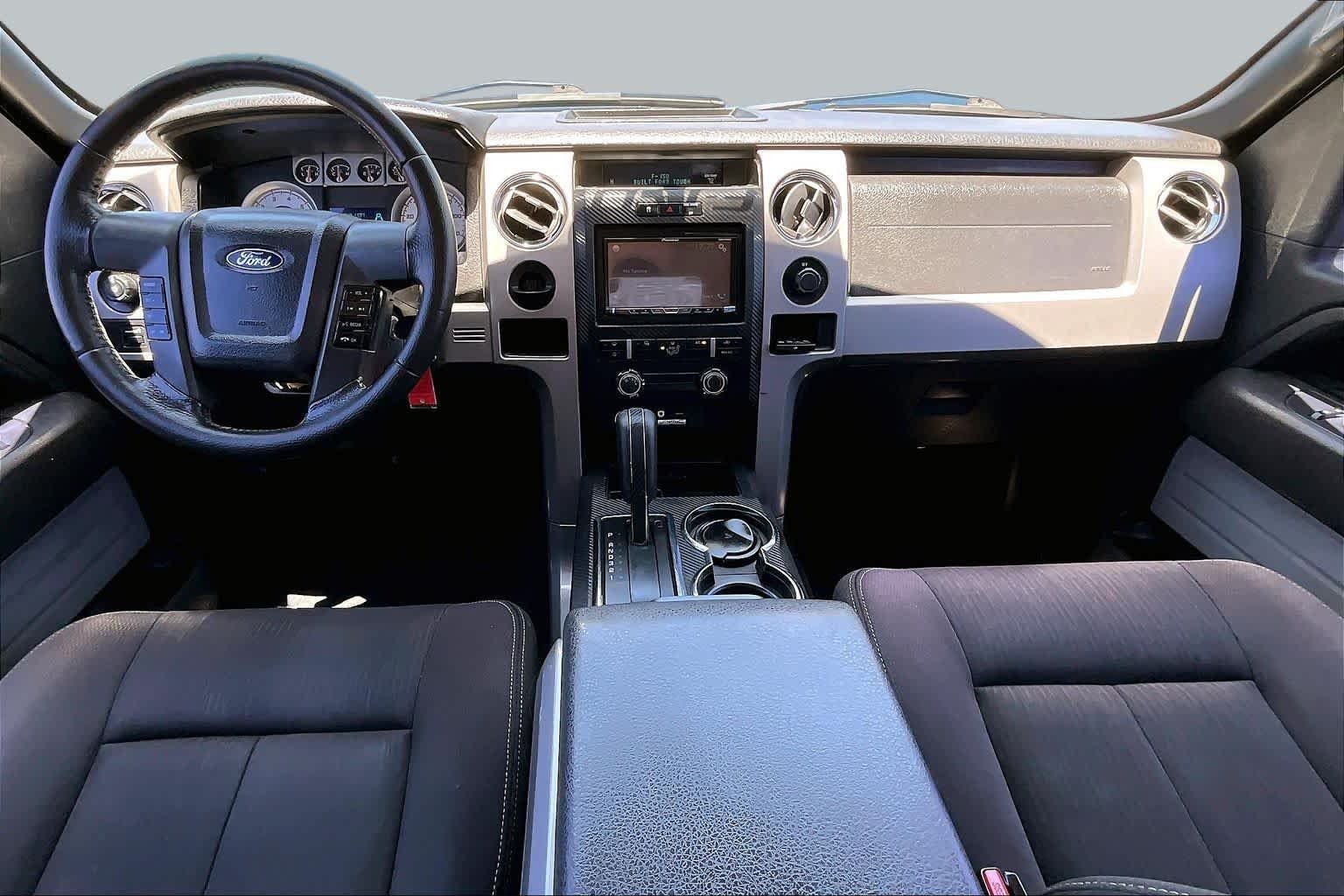 Used 2010 Tuxedo Black Ford XLT image 13