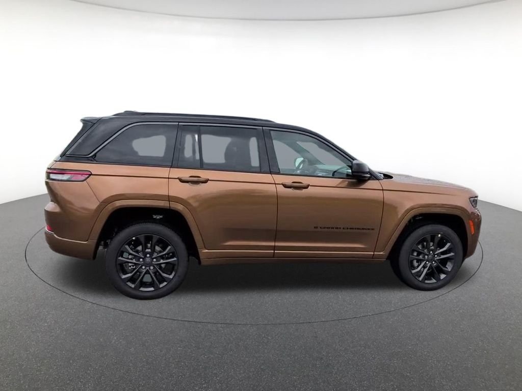 New 2026 Brown Jeep Limited Reserve image 4