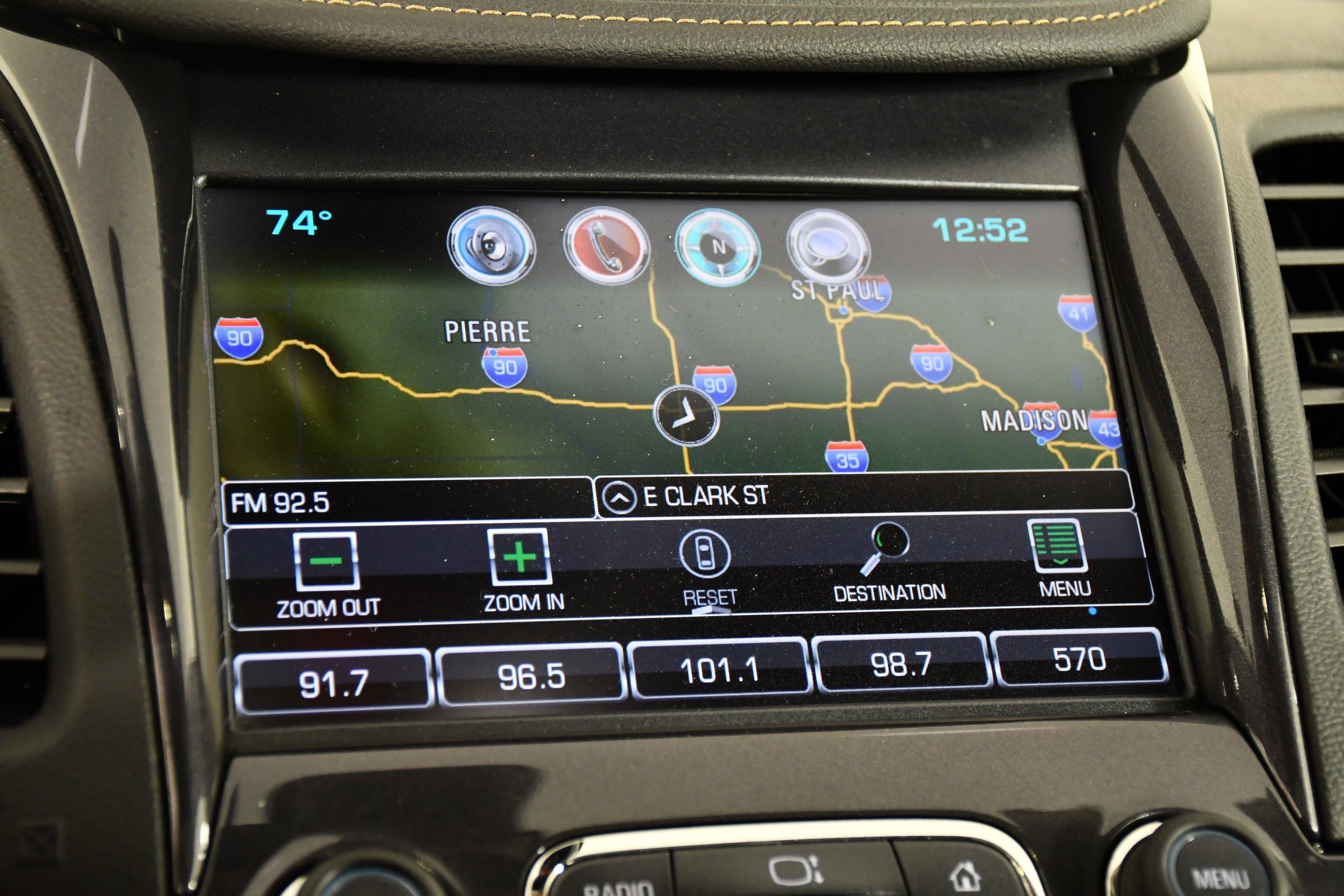 Used 2020 White Chevrolet Premier image 26