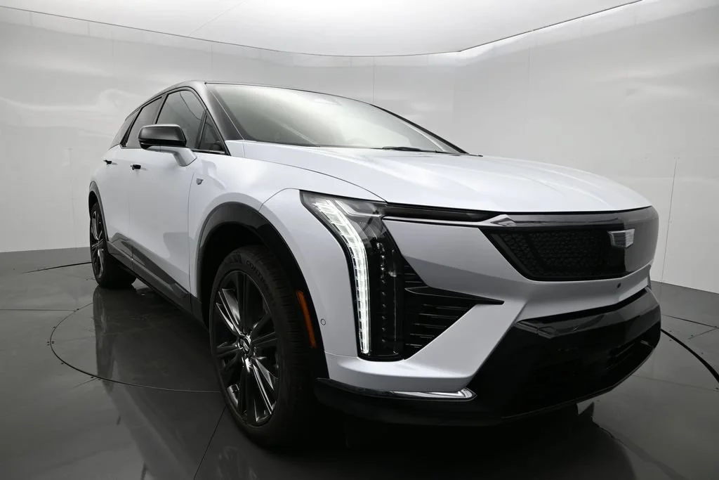 2027 Cadillac OPTIQ Premium Sport - Photo 41