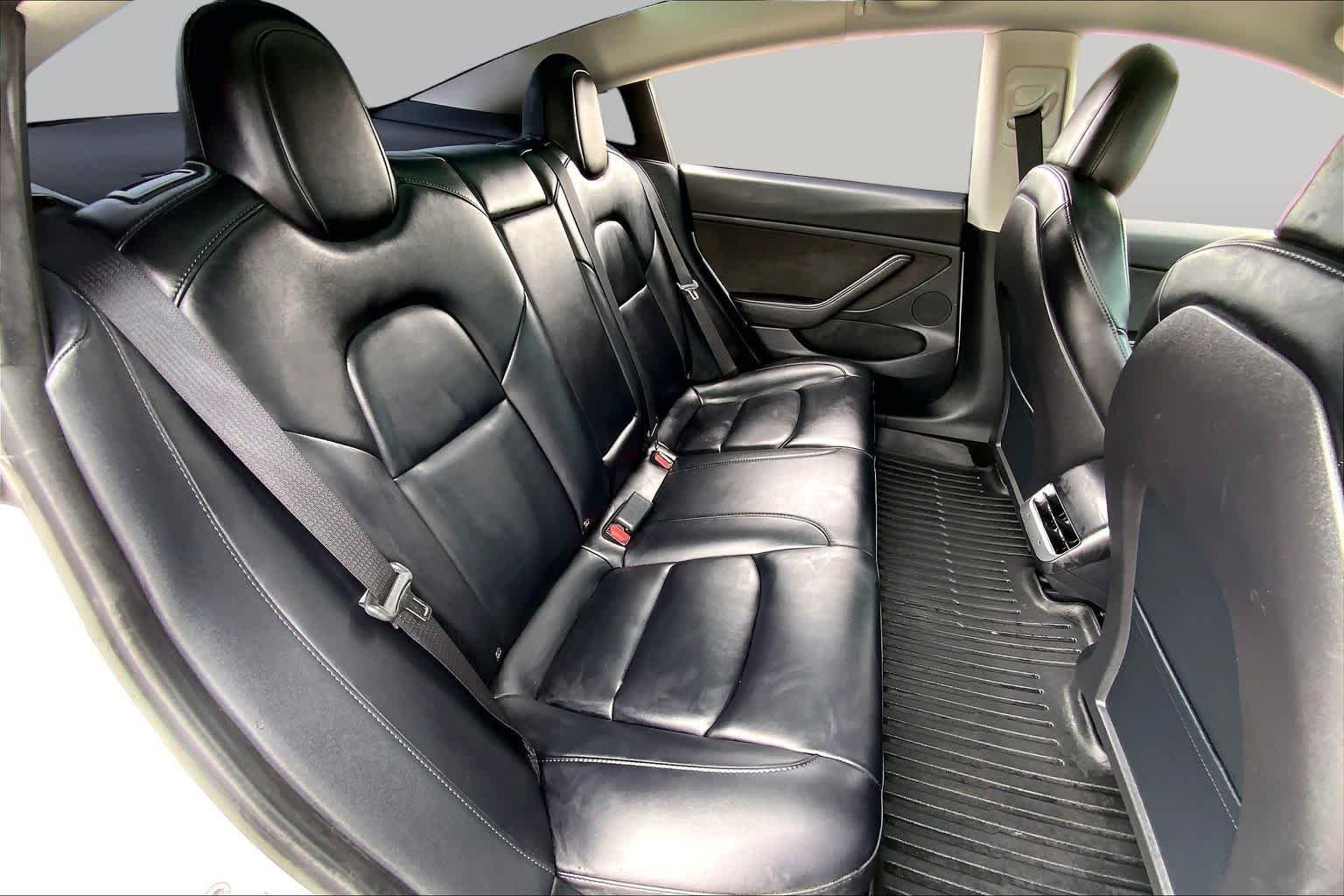 Used 2023 Pearl White Multi-Coat Tesla  image 18
