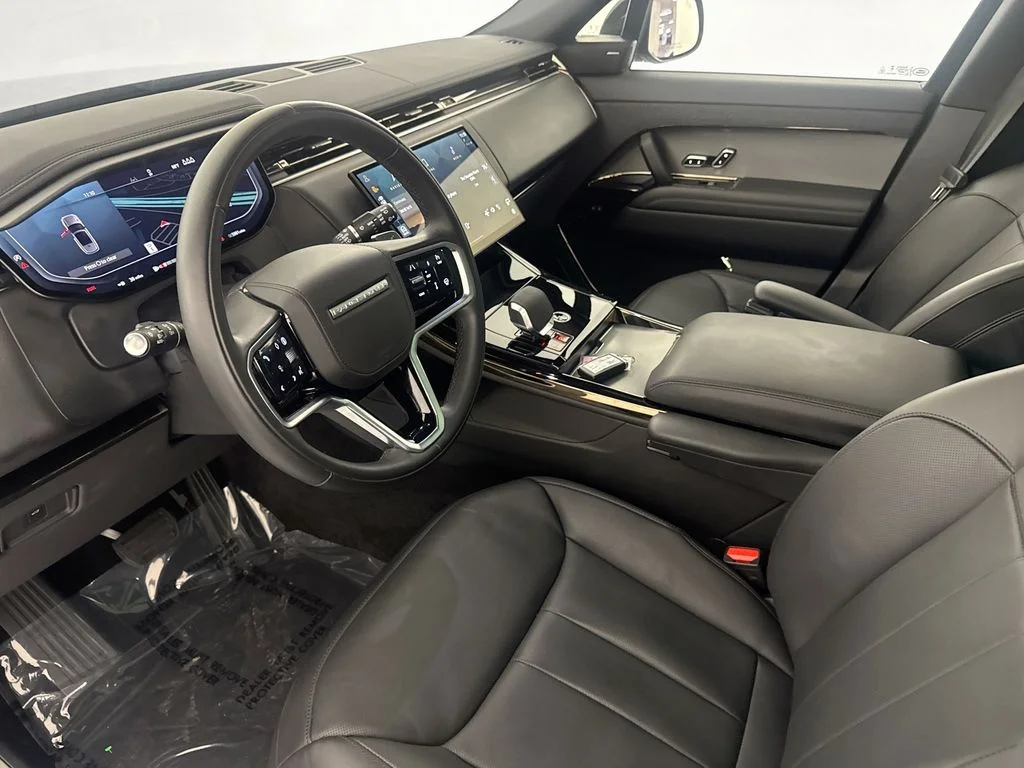 Certified Used 2025 Gray Land Rover SE image 9