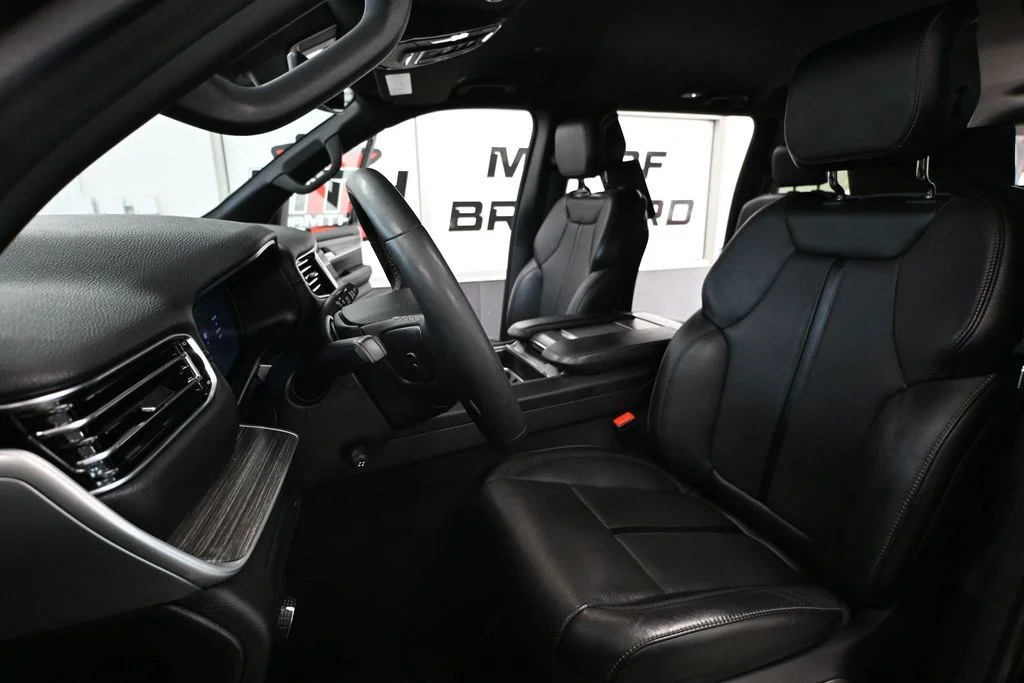 Used 2024 Black Jeep Series III image 25