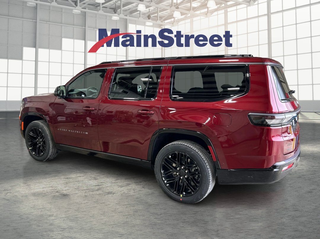 New 2026 Velvet Red Pearl-Coat Exterior Paint Jeep Limited Reserve image 3