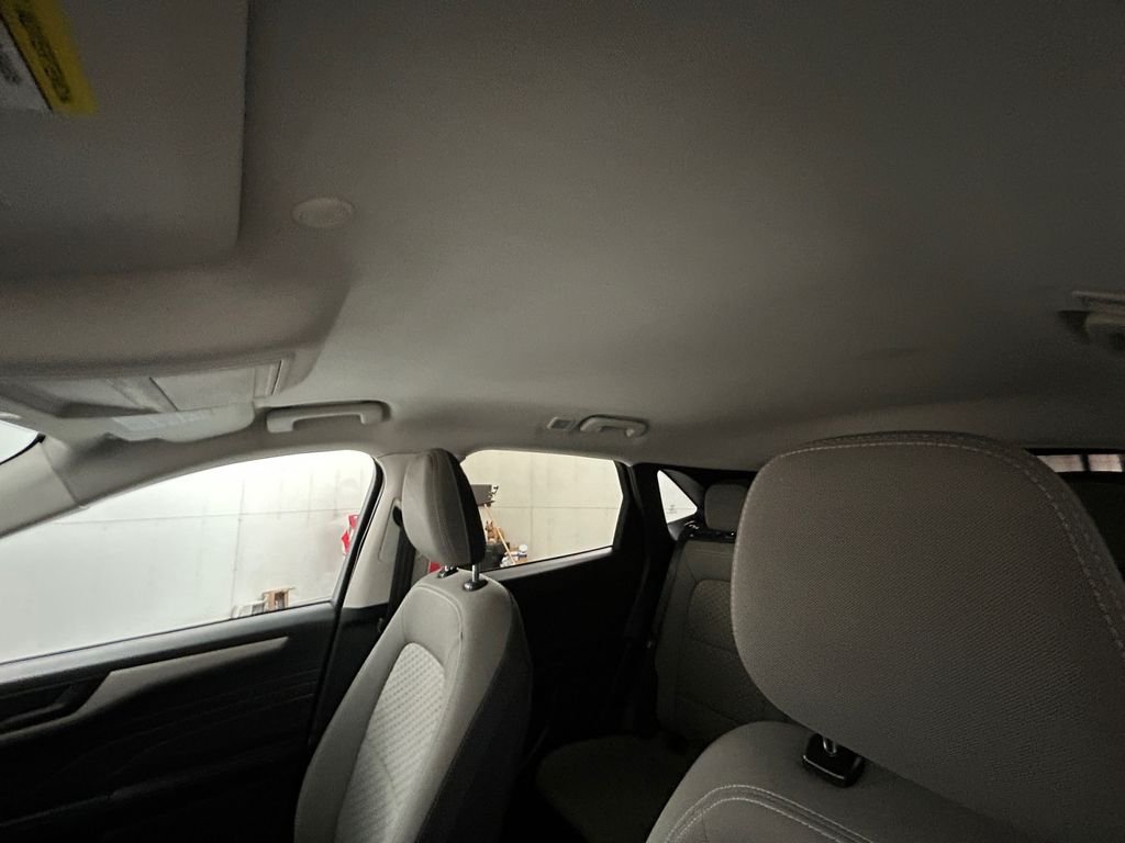 Used 2022 Gray Ford SE image 25
