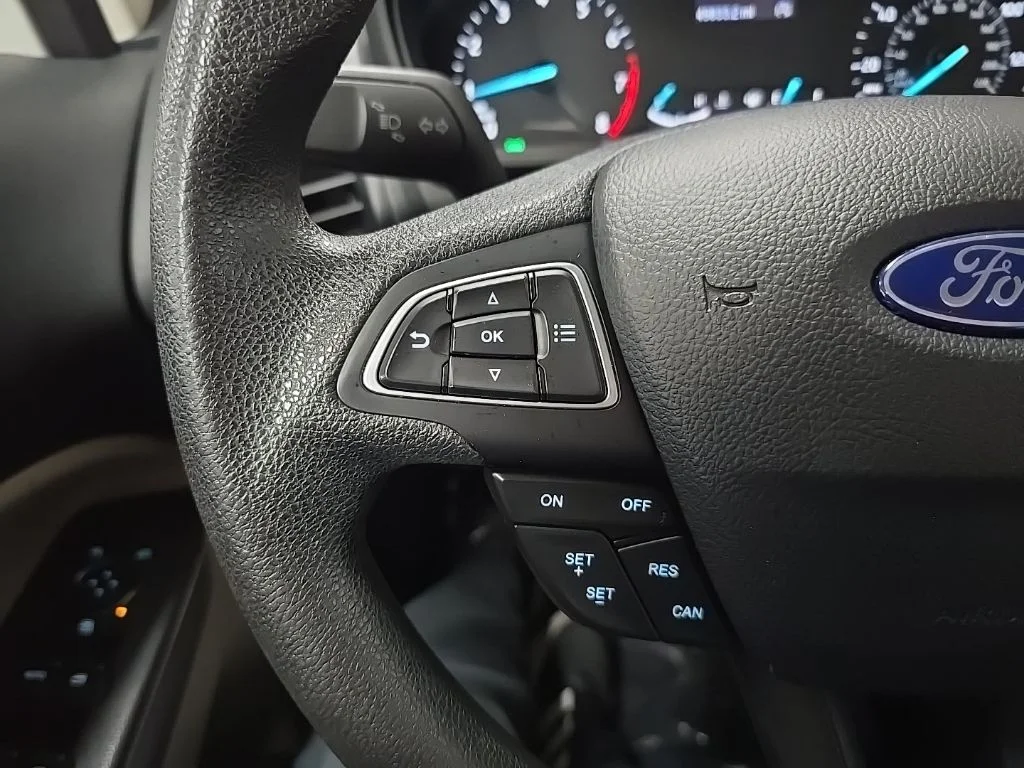 Used 2022 White Ford S image 24