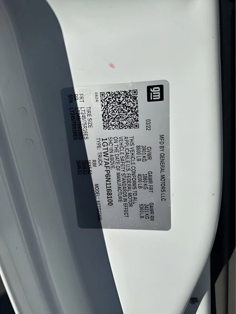Used 2022 Summit White GMC Work Van image 25