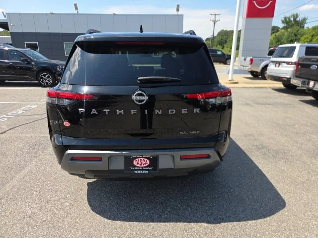 Used 2026 Black Nissan SL image 6
