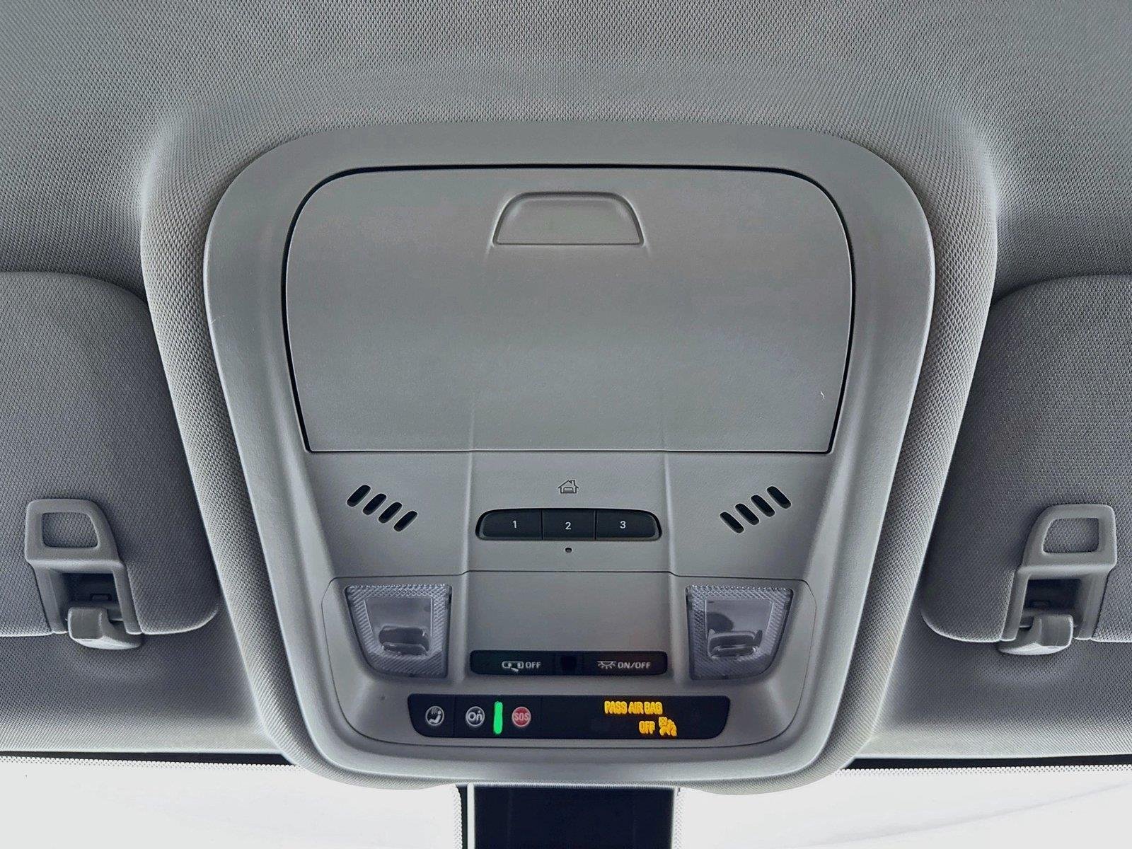 Used 2023 Summit White GMC SLT image 6