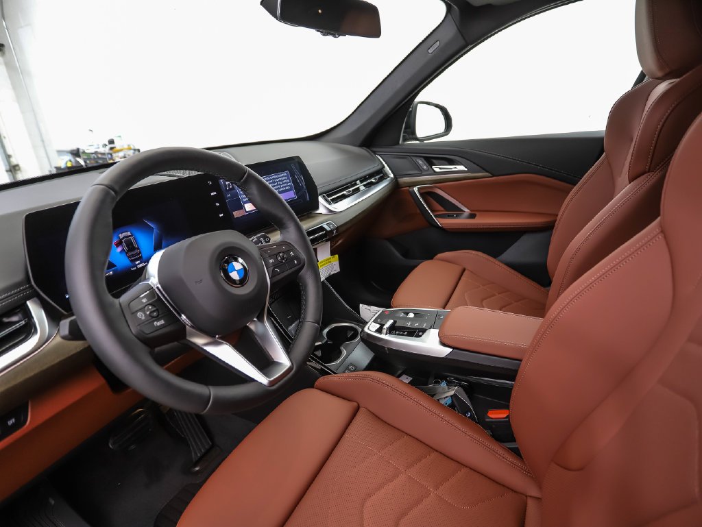 New 2027 Jet Black BMW xDrive28i image 10