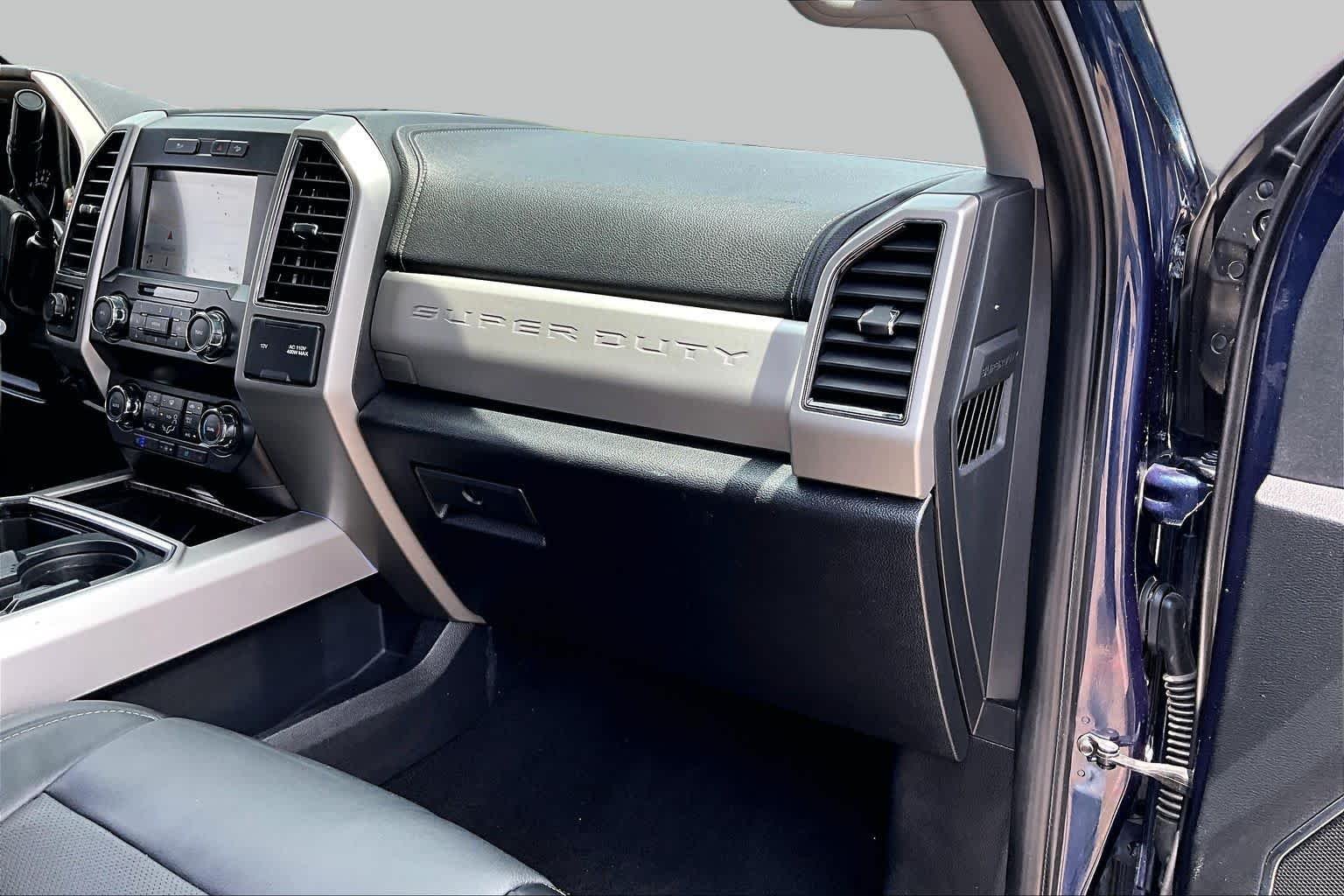 Used 2019 Blue Jeans Metallic Ford LARIAT image 18
