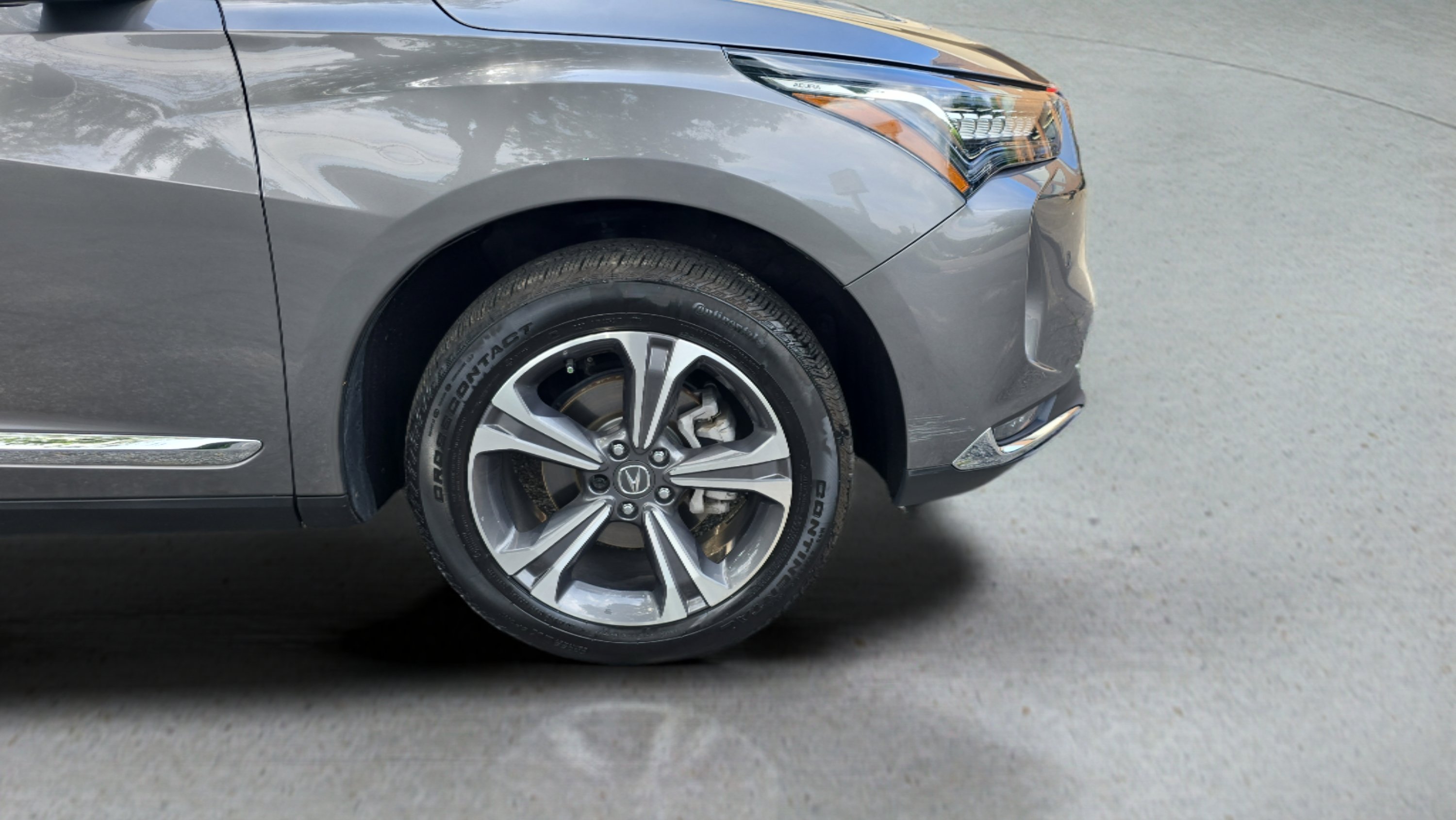 Certified Used 2023 Liquid Carbon Metallic Acura SH-AWD w/Advance Package image 30