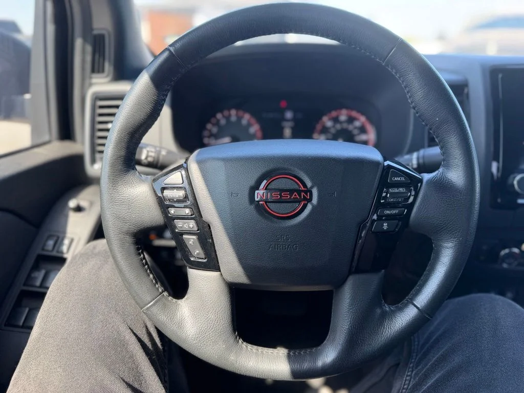 Used 2022 Black Nissan PRO-X image 6