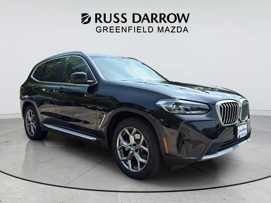Used 2023 Black BMW xDrive30i image 7