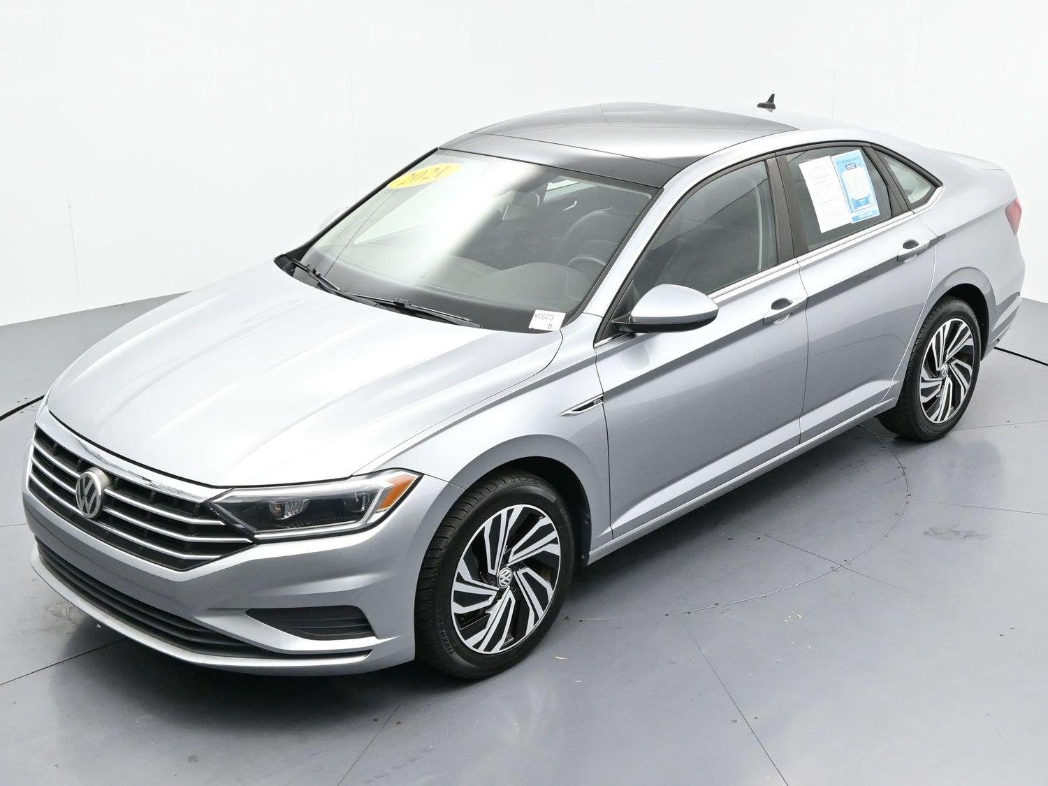 Used 2021 Pyrite Silver Metallic Volkswagen SEL image 40