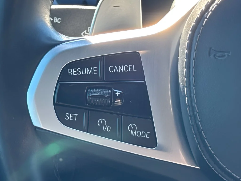 Used 2023 Black BMW xDrive40i image 18