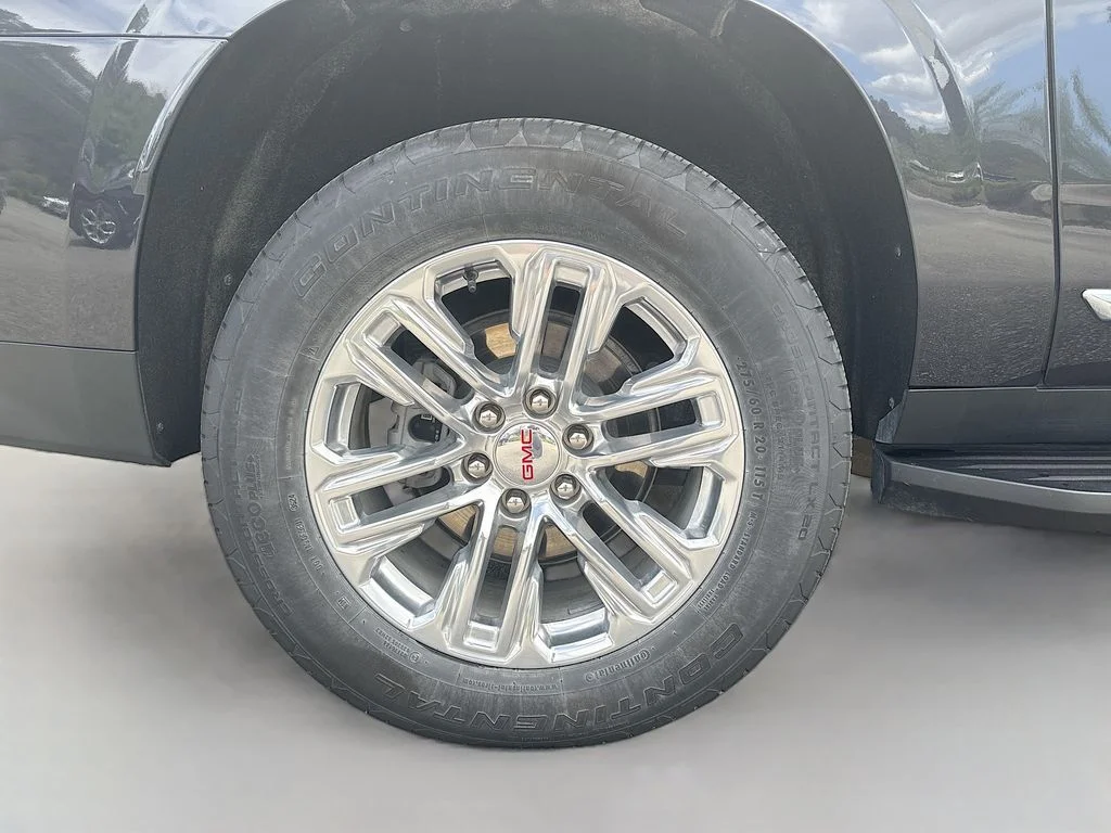 Used 2024 Silver GMC SLT image 13