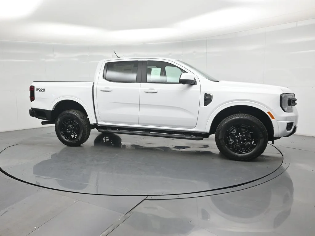 New 2026 Oxford White Ford Lariat image 23
