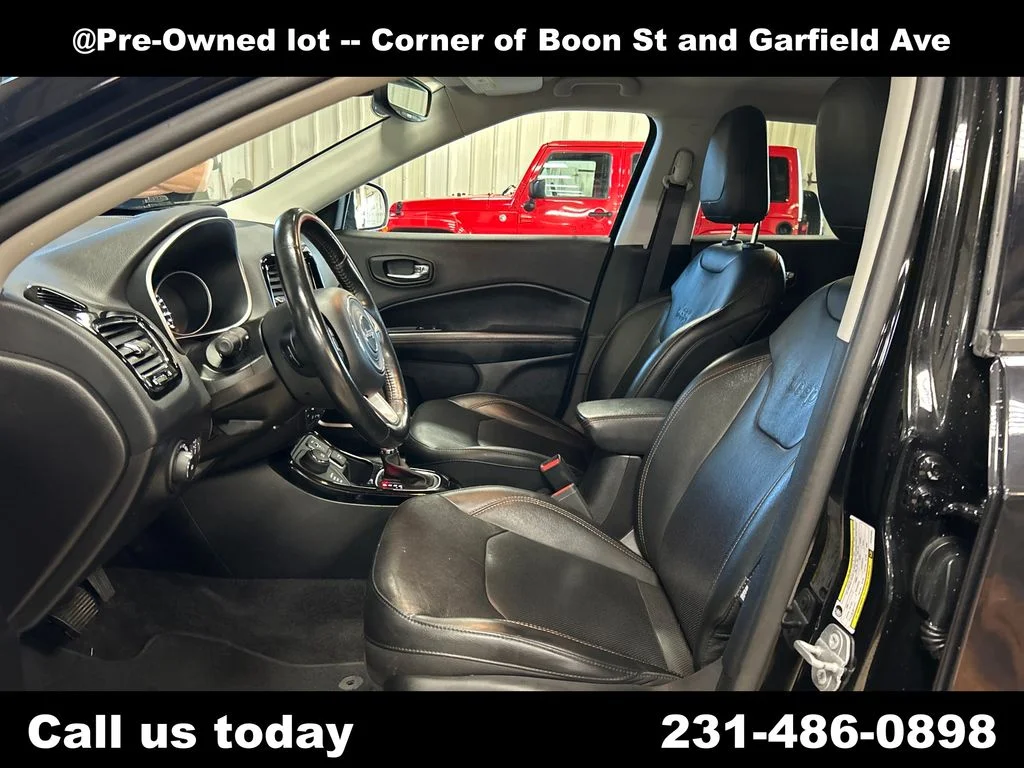 Used 2019 Black Jeep Limited image 14