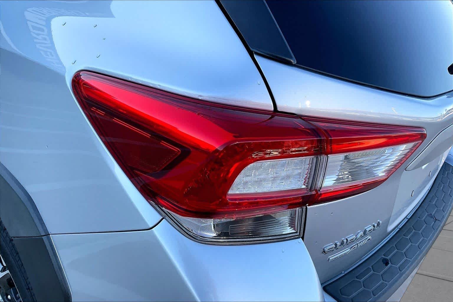 Used 2019 Ice Silver Metallic Subaru  image 27