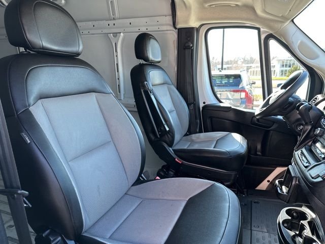 Used 2025 White Ram High Roof image 19